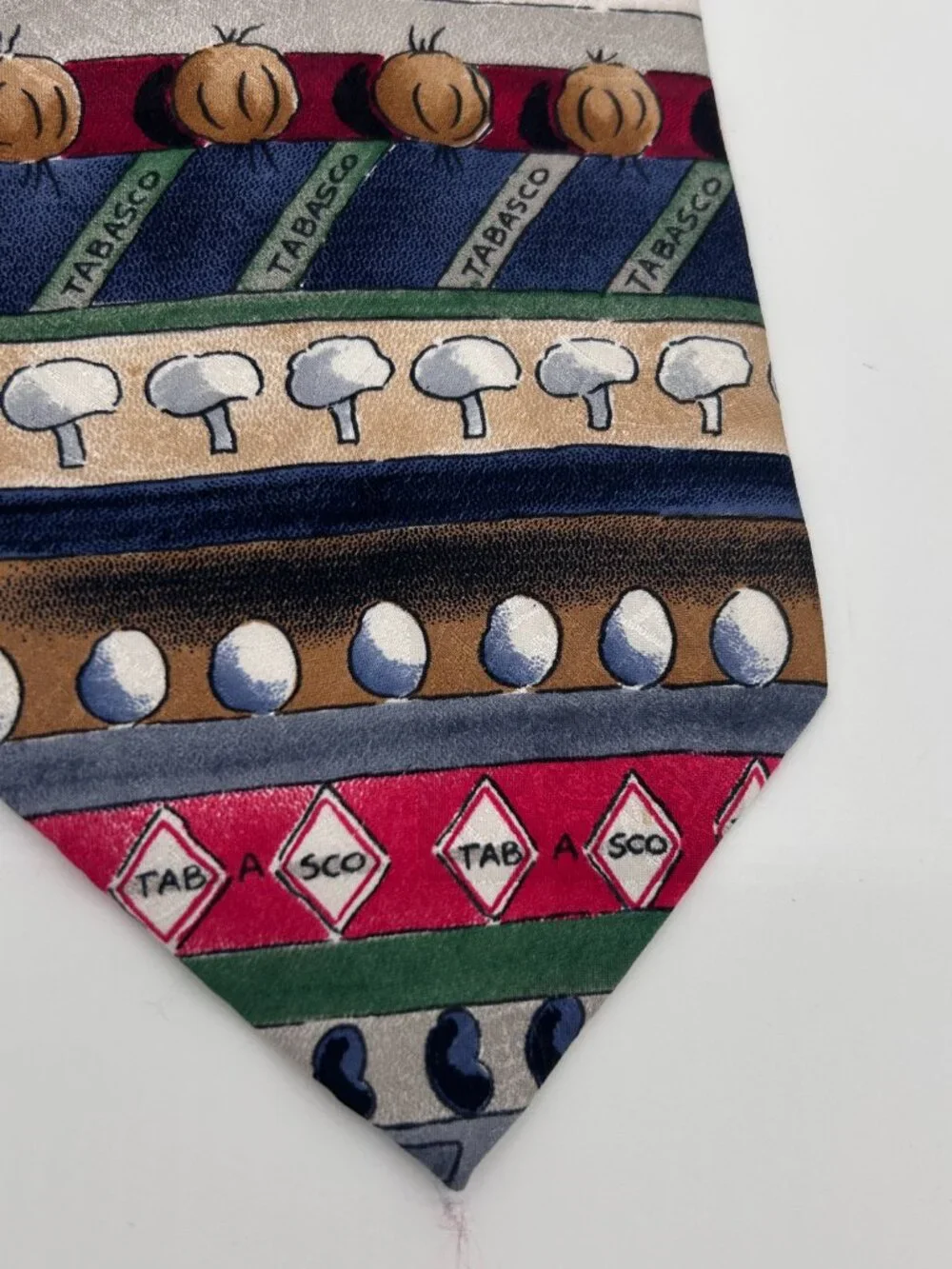 Vintage‎ Tabasco Pepper Sauce 100% Silk Tie Made in USA Excellent Condition